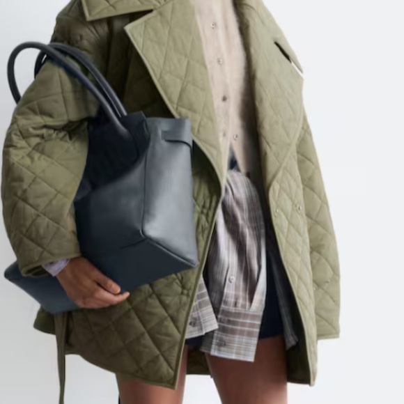 Padded quilt jacket. - Picture 13 of 13